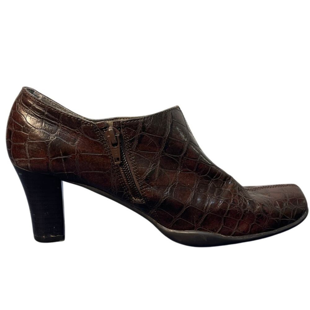 Brown Croc Embossed Leather Square Toe Ankle Booties Side Zip Block Heel 3"